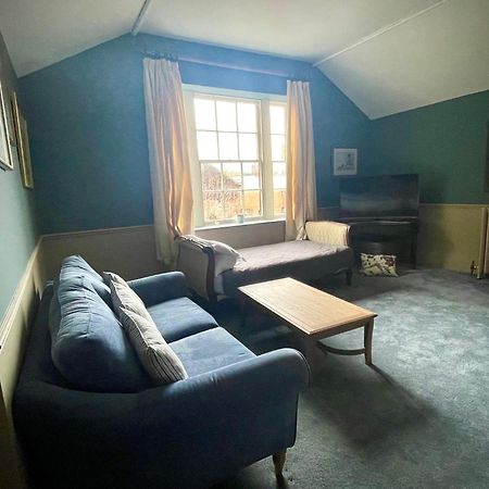 ويلشبول Llanerchydol Hall Suites المظهر الخارجي الصورة