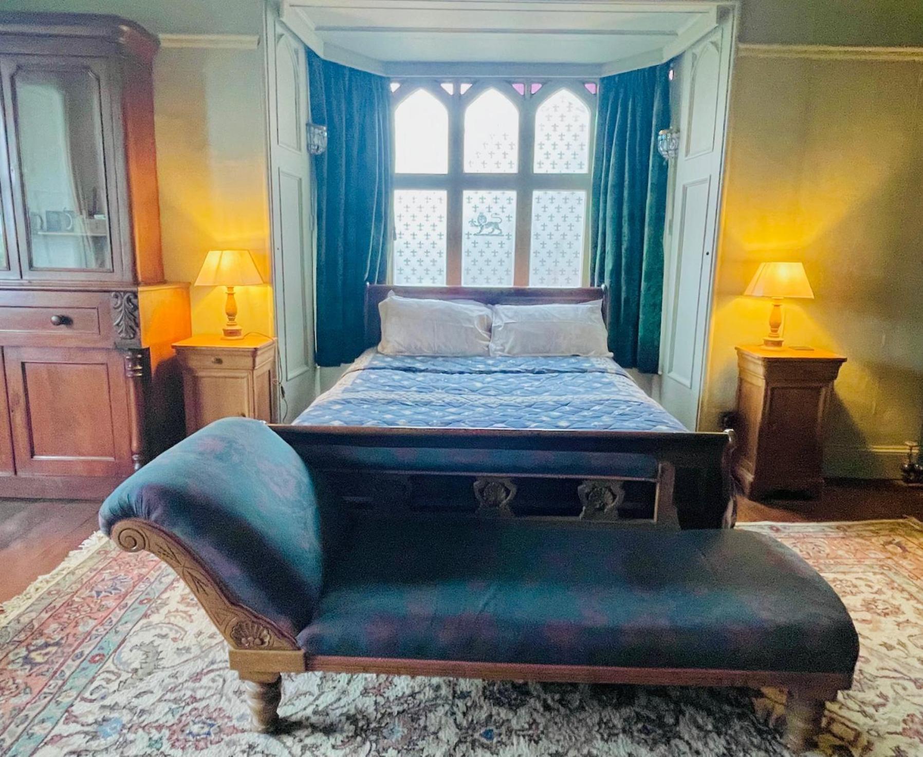 ويلشبول Llanerchydol Hall Suites المظهر الخارجي الصورة